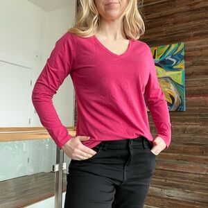 Eddie Bauer Women's Pink V-Neck Long Sleeve Top